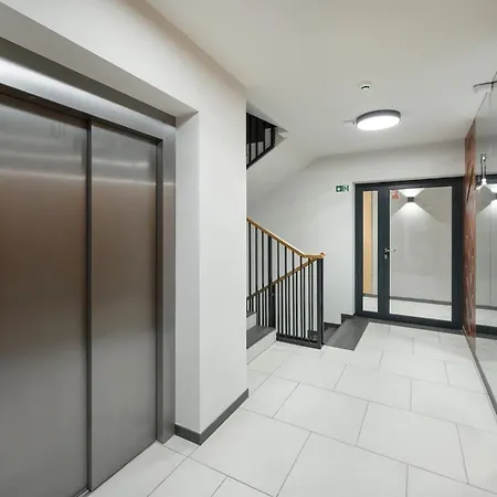 Διαμέρισμα Elegant & Cozy With Balcony By Renters Βρότσλαβ